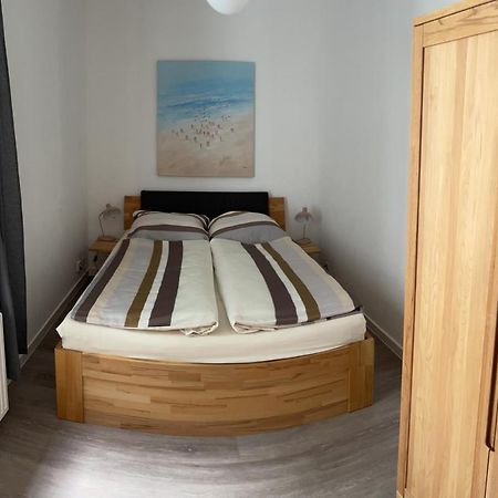 Ruhige Ferienwohnung Rostock Bagian luar foto