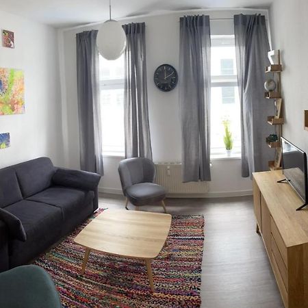 Ruhige Ferienwohnung Rostock Bagian luar foto