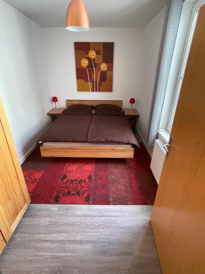 Ruhige Ferienwohnung Rostock Bagian luar foto