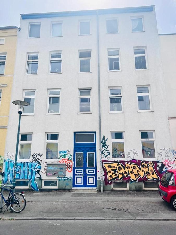 Ruhige Ferienwohnung Rostock Bagian luar foto